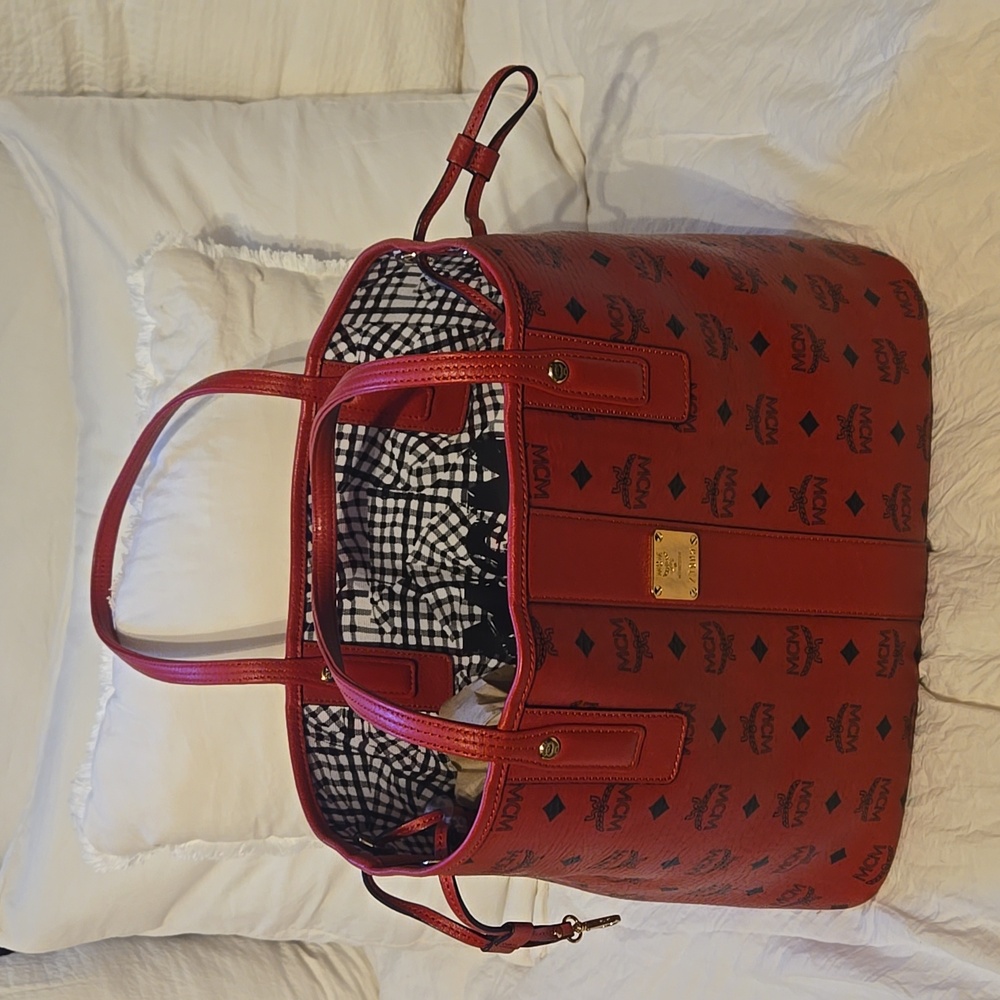 Reversible MCM tote bag - Picture 2 of 4